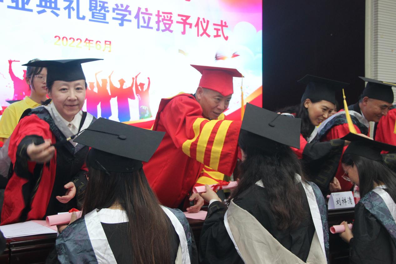 KAVUD2UTRF_R2~(VBUDQ`TD,YB}NAVC3E~R78)FZ0JFZCSR