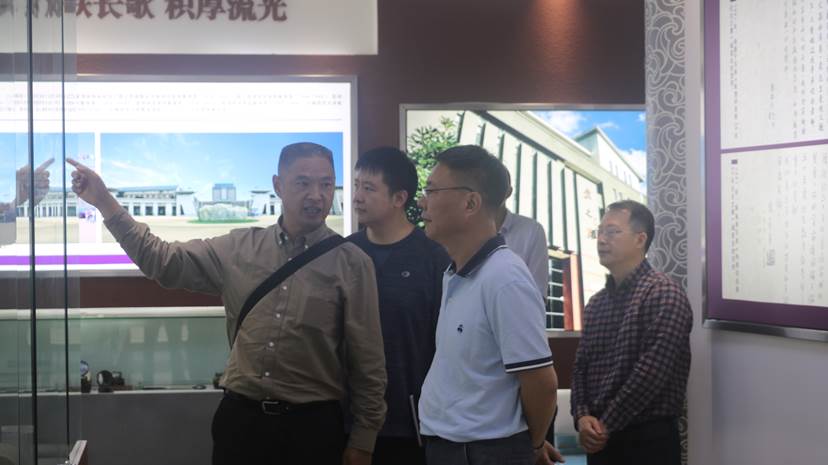 王德强董事长视察美加墨世界杯官方网站院史展陈室2